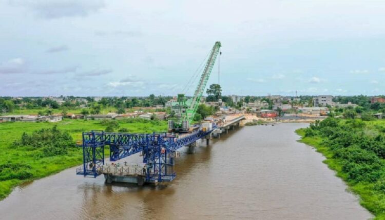 Bénin : la construction du pont de Womey 2 avance à grand (photos)