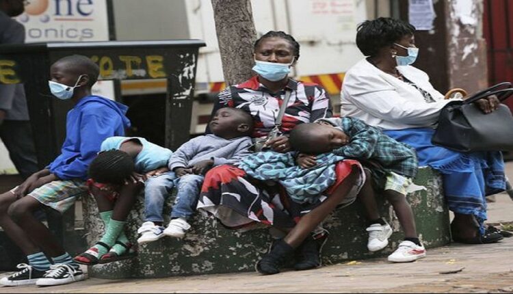 Afrique du Sud panique après la découverte de « Omicron », un nouveau variant de Covid-19 @ Paris Match