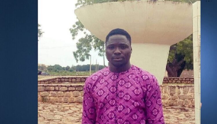 Eloi Dogo Brulé Vif À Parakou