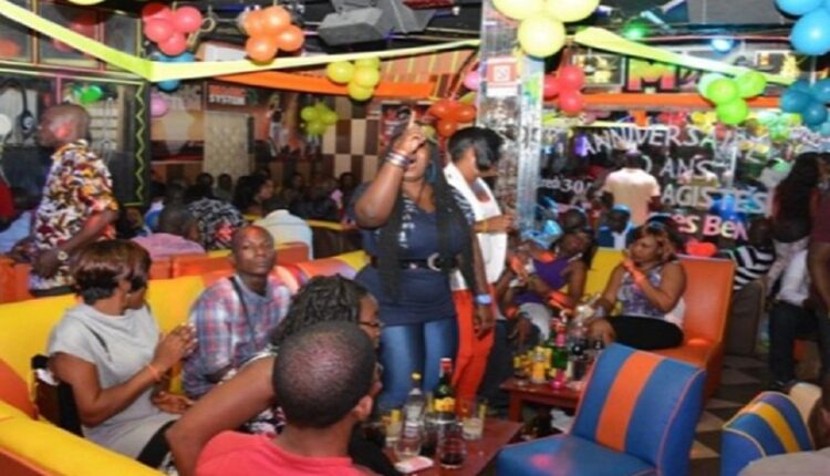 restaurants, buvettes, bars et complexes hôteliers illégaux