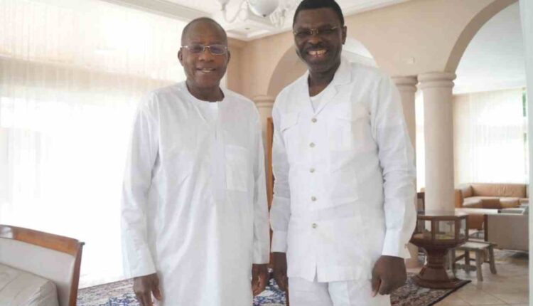 Joseph Djogbénou chez Me Adrien Houngbédji