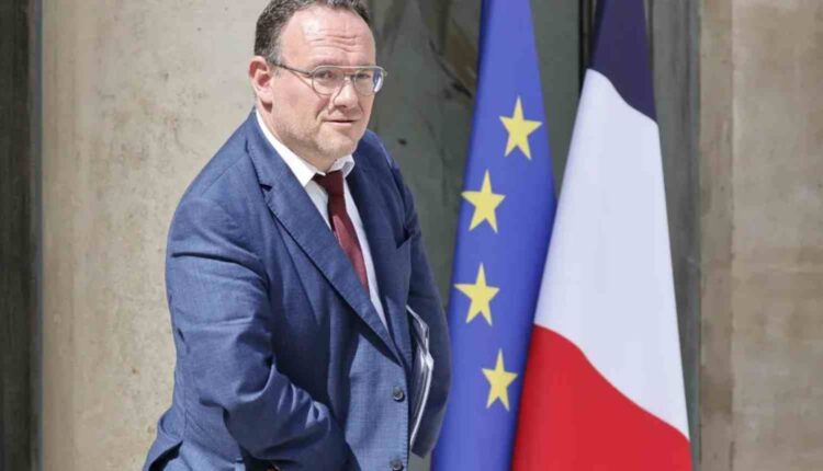 Le ministre des Solidarités Damien Abad à l'Élysée, le 14 juin 2022. © AFP - Ludovic MARIN
