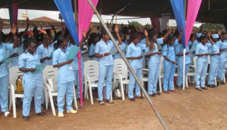 écoles de formation médico sociales prestation_serment_aidesoignante_web