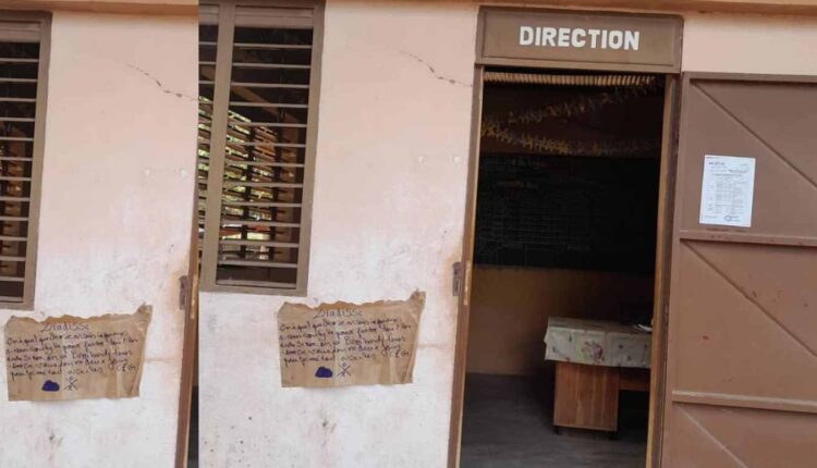 2 écoles sommées de fermer leurs portes par de présumés terroristes