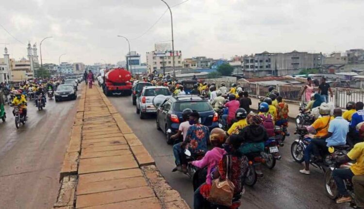 ancien pont de Cotonou en allant à Tokpa