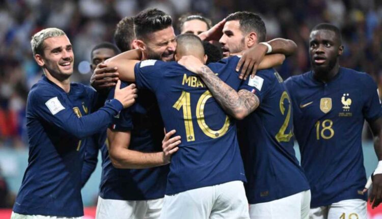 griezmann (antoine) giroud (olivier) mbappe lottin (kylian) hernandez (theo) (A.Reau/L'Equipe)