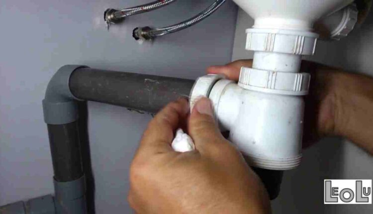 comment déboucher le lavabo ou évier sans enlever le siphon