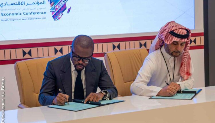 le Bénin signe un accord de prêt d'un montant global de 36 milliards de Francs CFA