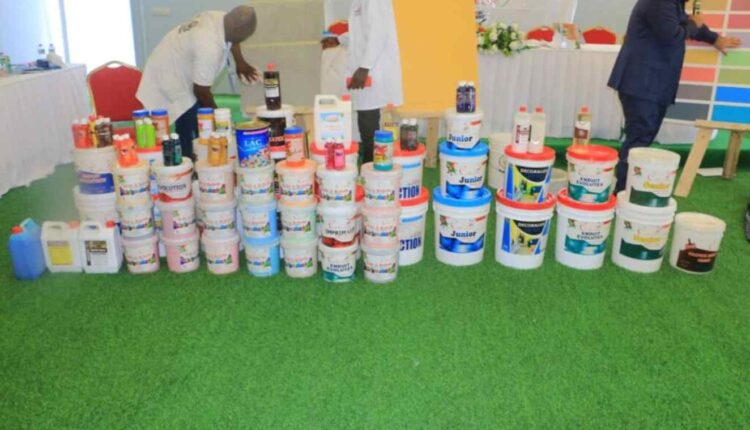 Présentation des nouvelles peintures de Coloris Bénin (1)