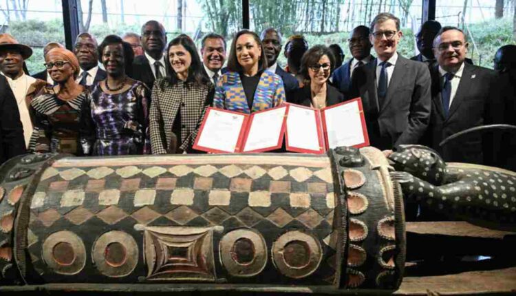 Le tambour sacré Djidji Ayôkwé